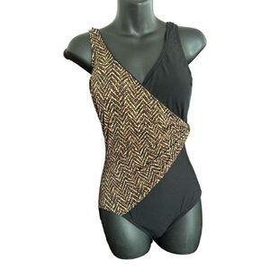 Vintage women Sirena One Piece Swimsuit Great design to hide unwanted belly size